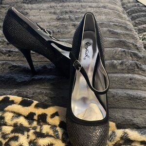 Shoes new
